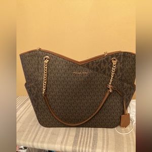 Michael Kors jset travel bag